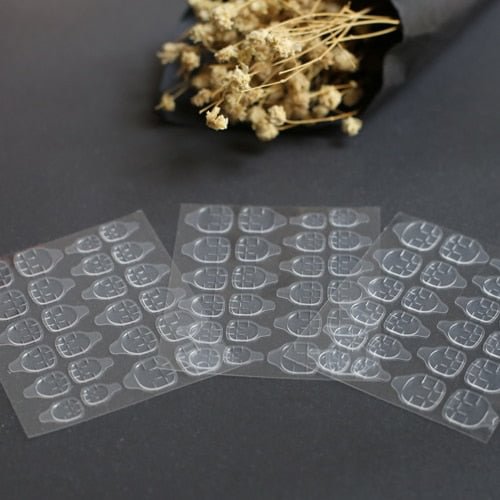 Transparent double-sided nail sticker Jelly nail stickers Easy to tear design Stable and beautiful false nails glue 3pcs