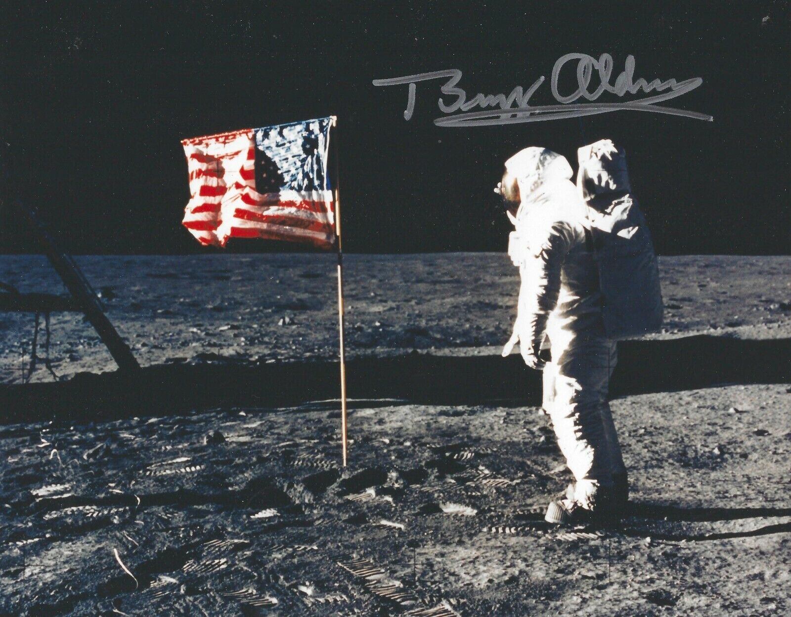 BUZZ ALDRIN APOLLO 11 SIGNED 8x10 MOON WALKER Photo Poster painting UACC AFTAL SPACE AUTOGRAPH