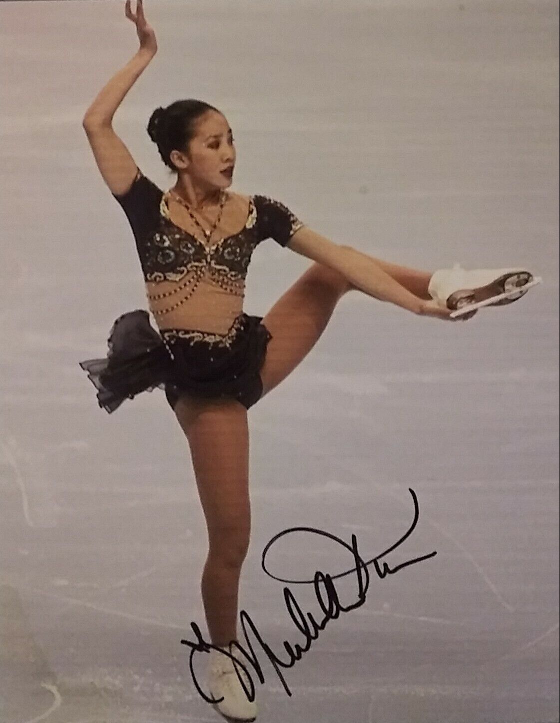 Michelle Kwan signed 8 x 10