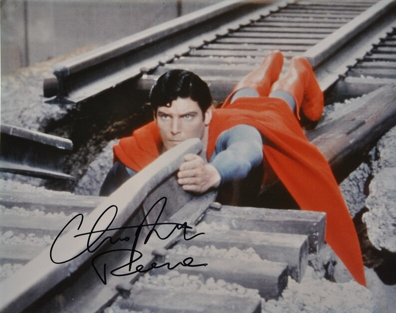 CHRISTOPHER REEVE Signed Autographed Photo Poster painting SUPERMAN wcoa