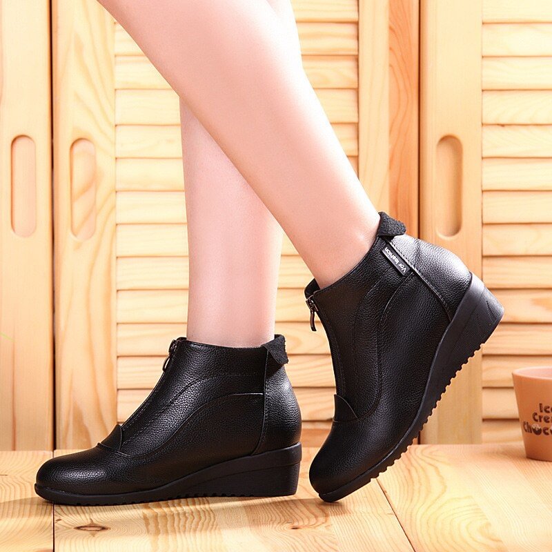 Women Boots Soft Leather Autumn Winter Shoes Woman Plus Size 42 Wedges Heels Botas Mujer Casual Ankle Boots Woman Booties Female