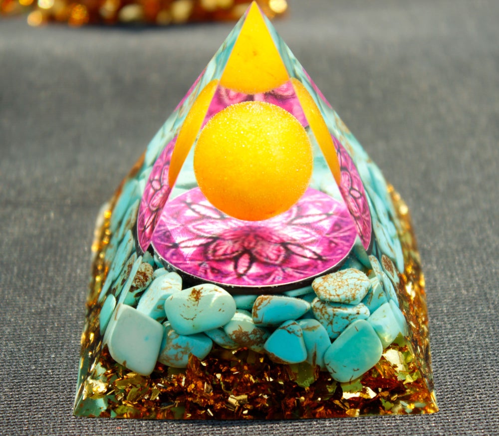 

Orgone Pyramid Chakra - Turquoise, 501 Original
