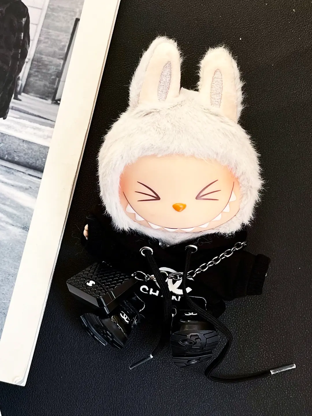 LABUBU Outfits Chanel Black Hoodie Outfits