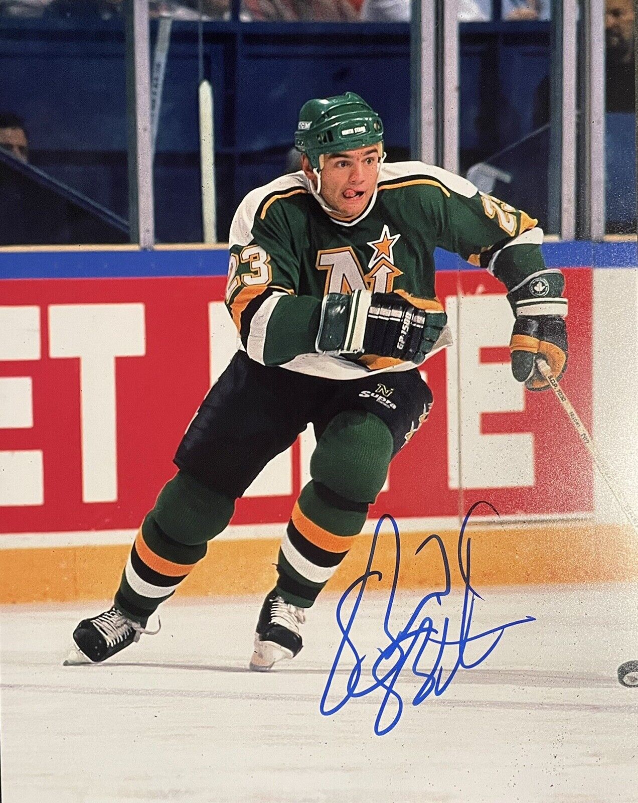 Brian Bellows Signed Minnesota North Stars 8x10 Photo Poster painting