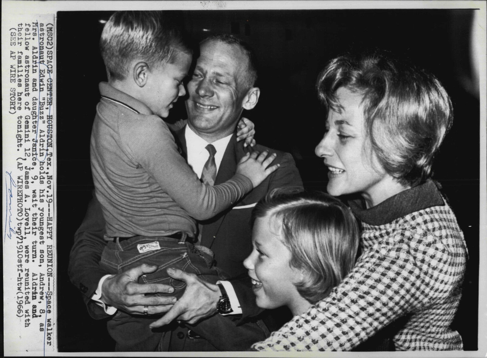 Astronaut Buzz Aldrin & Family Press Photo Poster painting