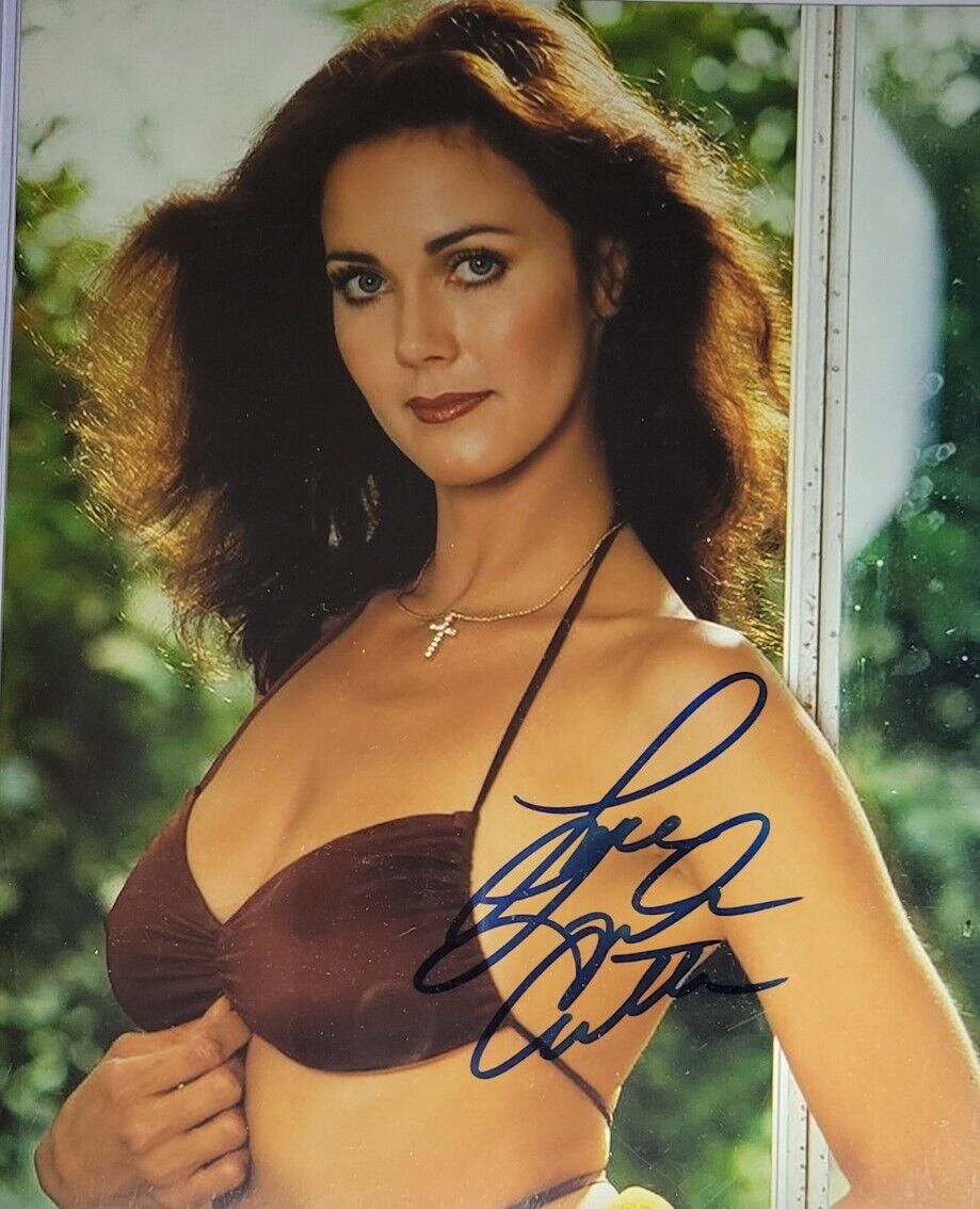 Lynda Carter Authentic Autographed 8x10 Photo Poster painting w/ COA