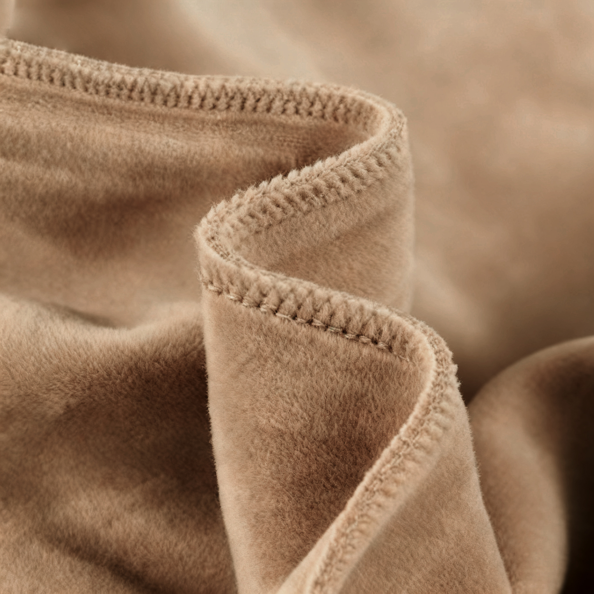 Unisex Loose And Comfortable Plush And Thickened Hooded Sweatshirt