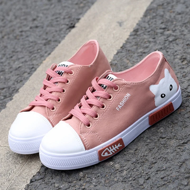 Women Canvas Shoes 2021 Spring Cartoon Cat Women Casual Shoes  Comfortable Flat Vulcanize Shoes Women Sneakers White Shoes