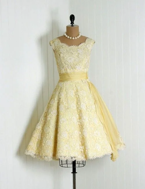 Vintage Yellow Lace Homecoming Dresses Short Pretty Lace Dresses for Prom