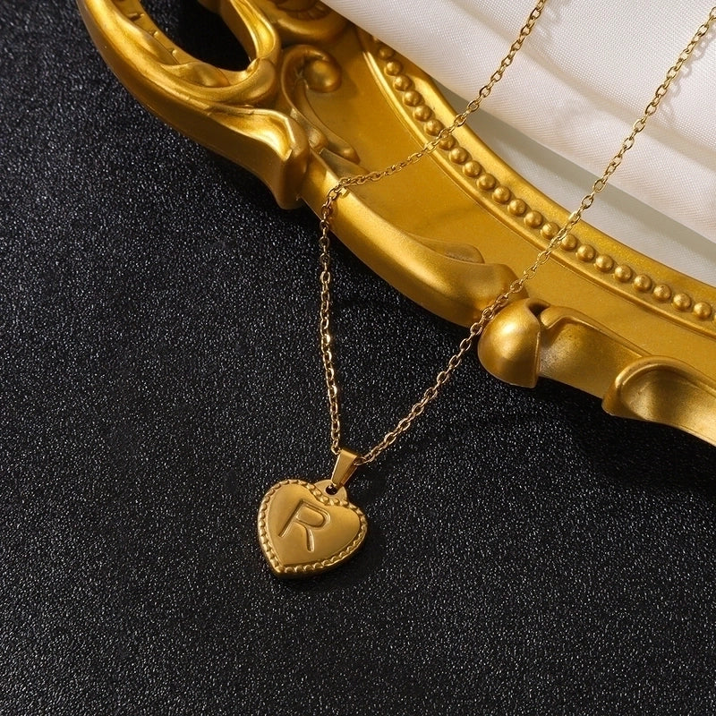 Vintage Style Minimalist Heart Shape Stainless Steel 18K Gold Plated Pendant Necklace