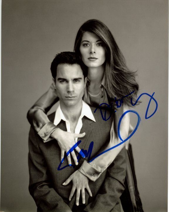 ERIC MCCORMACK and DEBRA MESSING signed autographed 8x10 WILL & GRACE Photo Poster painting