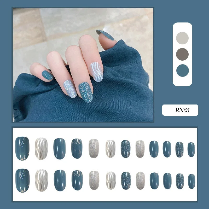 24pcs/box fake short nails with glue round head Finished Nails Manicure Patches Strawberry Patches press on nails with designs-Nail Inspo