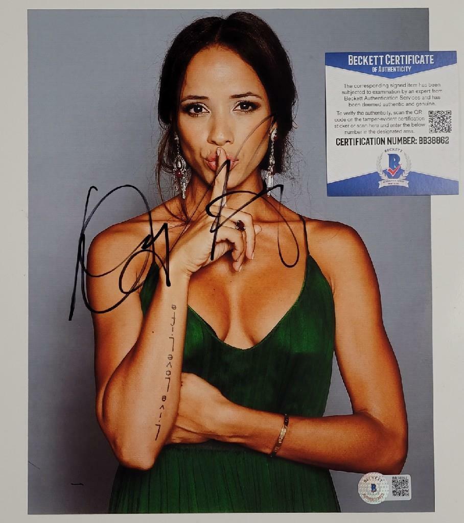 Actress Dania Ramirez signed 8x10 Photo Poster painting Autograph ~ Beckett BAS COA