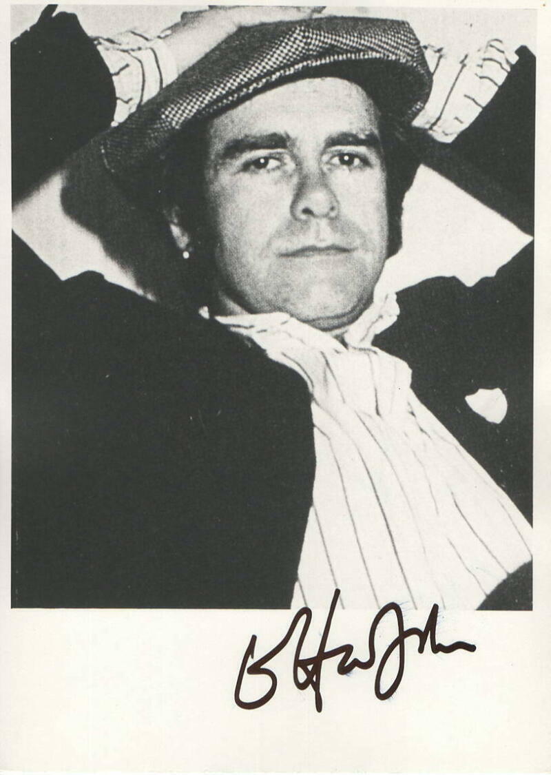 SIR ELTON JOHN SIGNED AUTOGRAPH 4X6 Photo Poster painting - ROCK LEGEND A SINGLE MAN, DUETS REAL