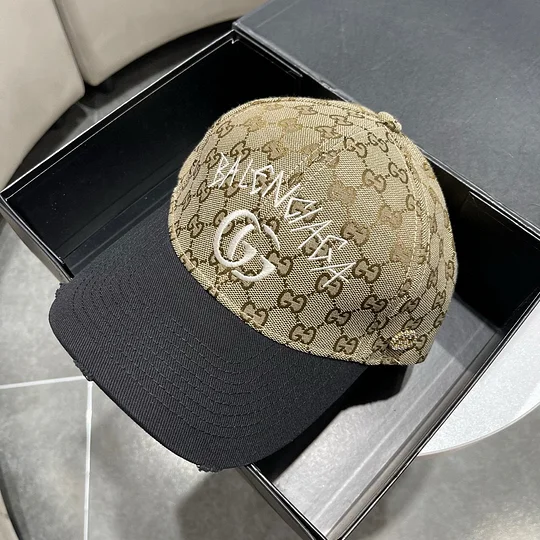 Balenciaga Cap