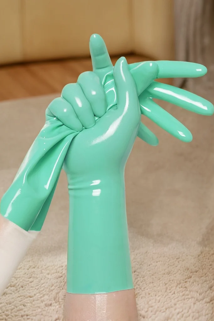 Unisex Latex Gloves Jade Green Classic Short Molded Latex Gloves Sophisticated Minimalist Gloves (KG31585)