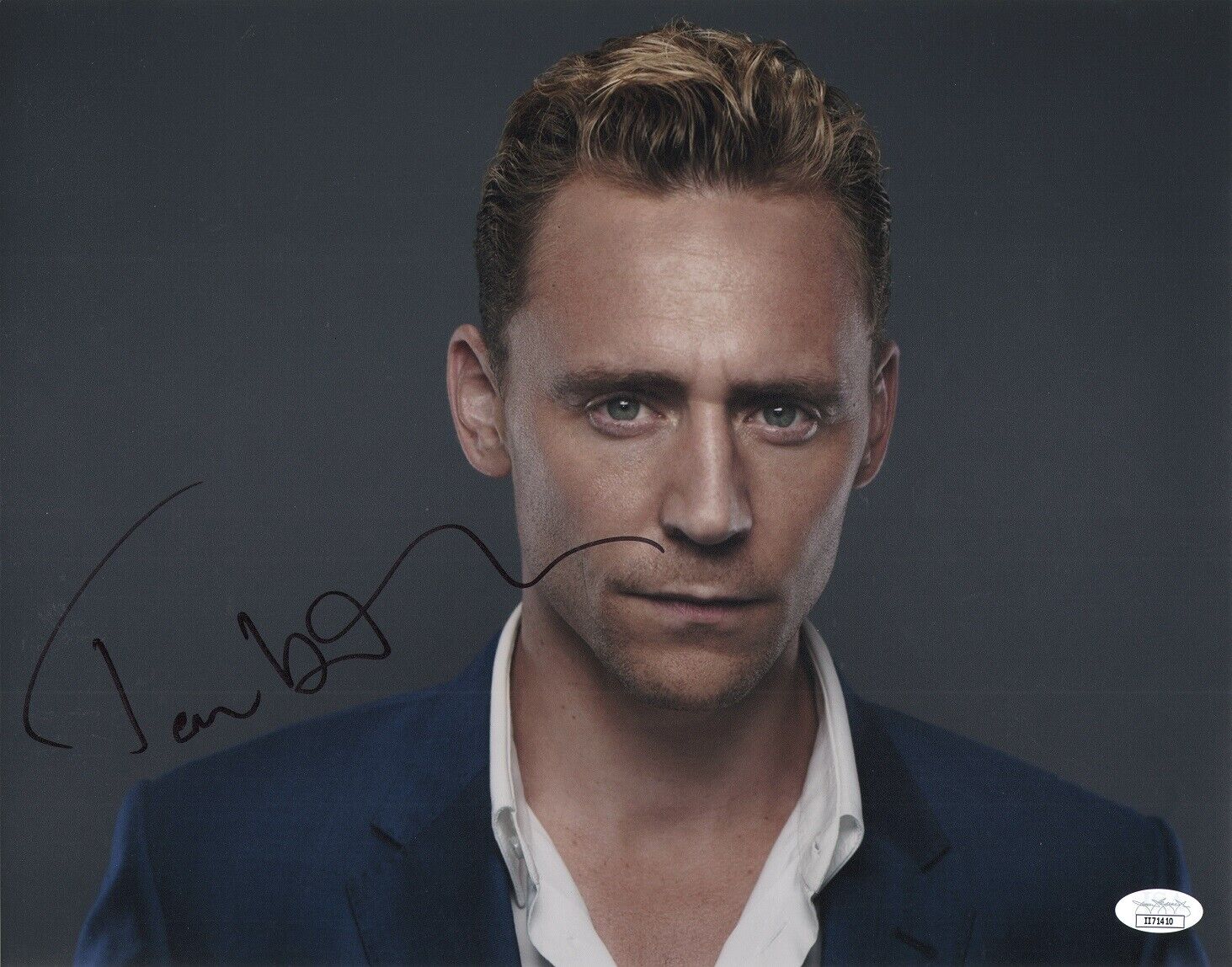 ~~ TOM HIDDLESTON Authentic Hand-Signed THOR ~ LOKI