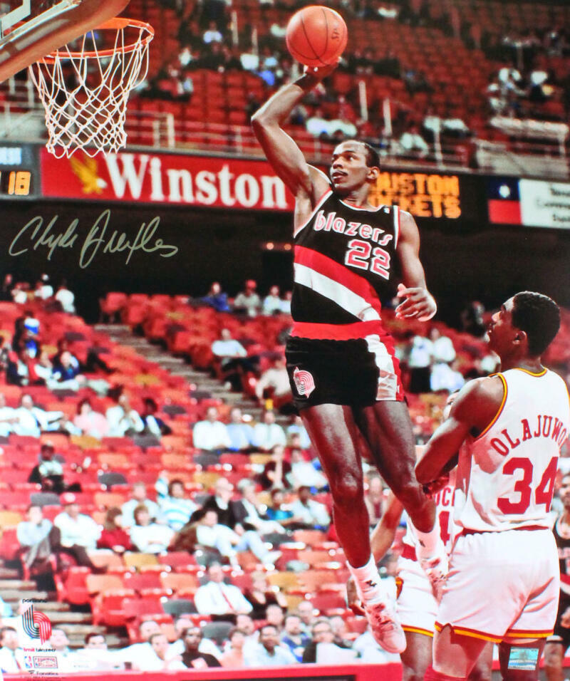 Clyde Drexler Autographed Portland Blazers 16x20 Dunk v. Rockets Photo Poster painting- JSA W