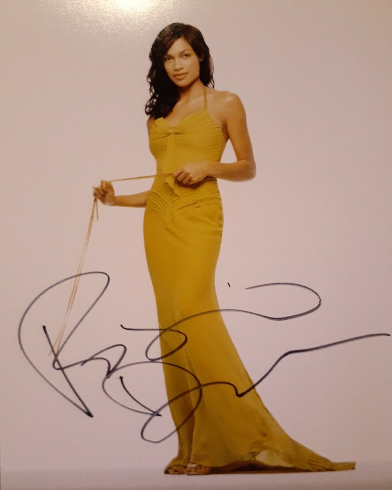 Rosario Dawson signed 8x10