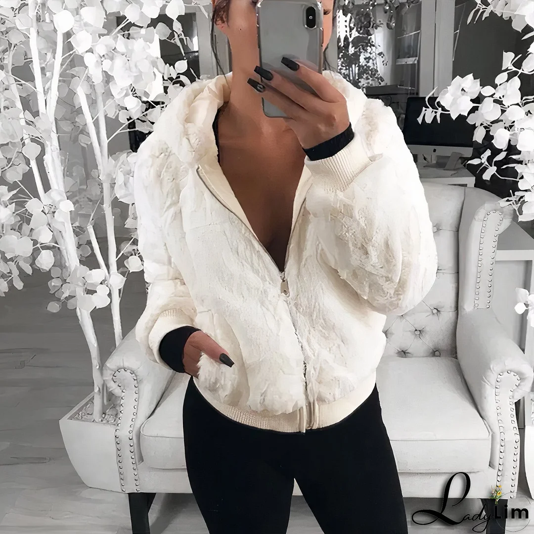 Fashionable and Minimalist winter Jacket