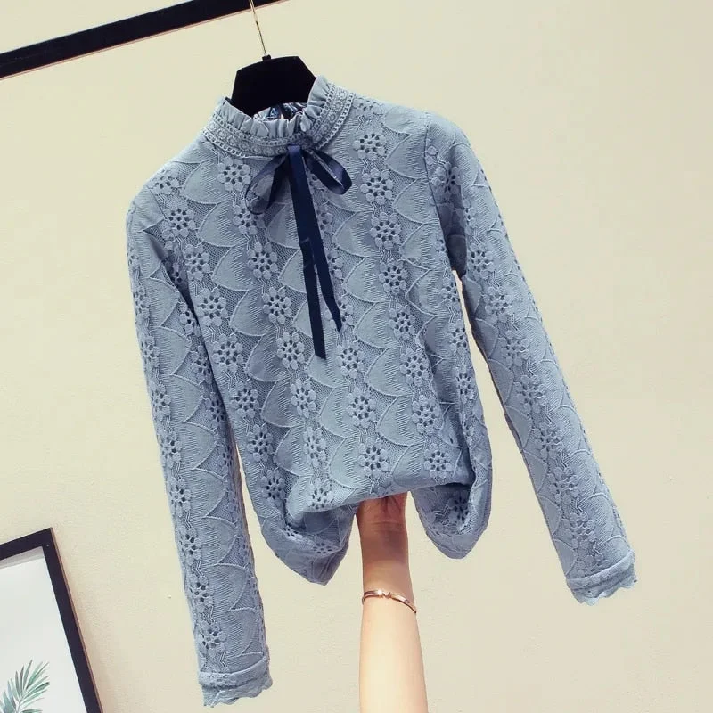 Large size lace bottoming shirt women 2021 autumn and winter new style Korean fashion casual lotus leaf collar pullover blouse