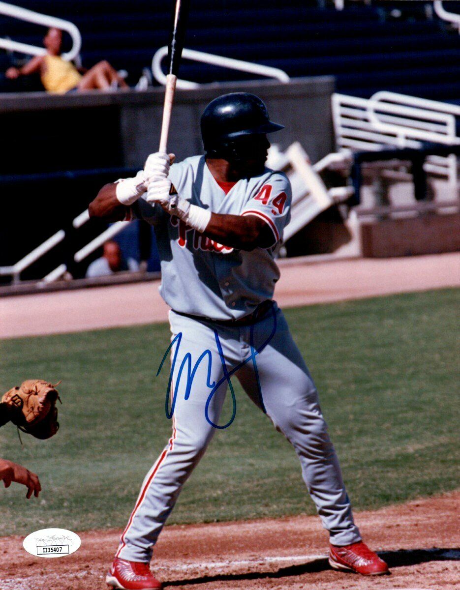 Marlon Byrd Signed Autographed 8X10 Photo Poster painting Philadelphia Phillies JSA II35407