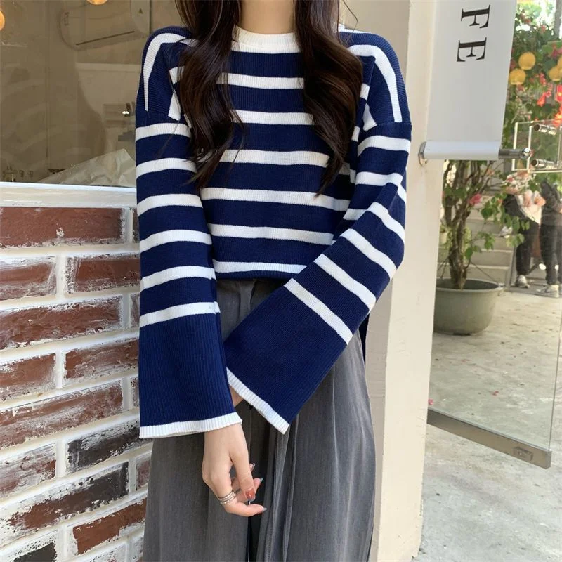 Uveng Uveng Sweater Women's Spring 2023 New Loose Lazy Vintage Design Sensing Knitted T-Shirt