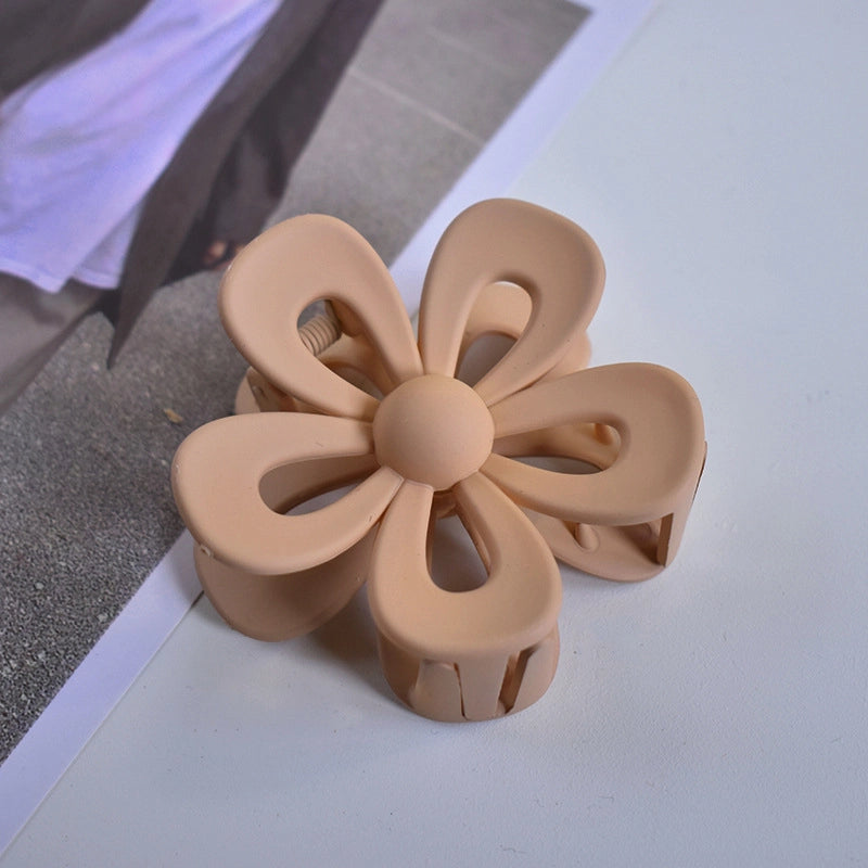 Women’s Sweet Flower Plastic Resin Stoving Varnish Hair Claws