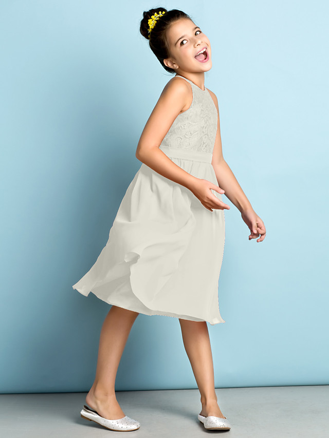 Daisda A-Line Jewel Neck Knee Length  Flower Girl Dress With Lace 