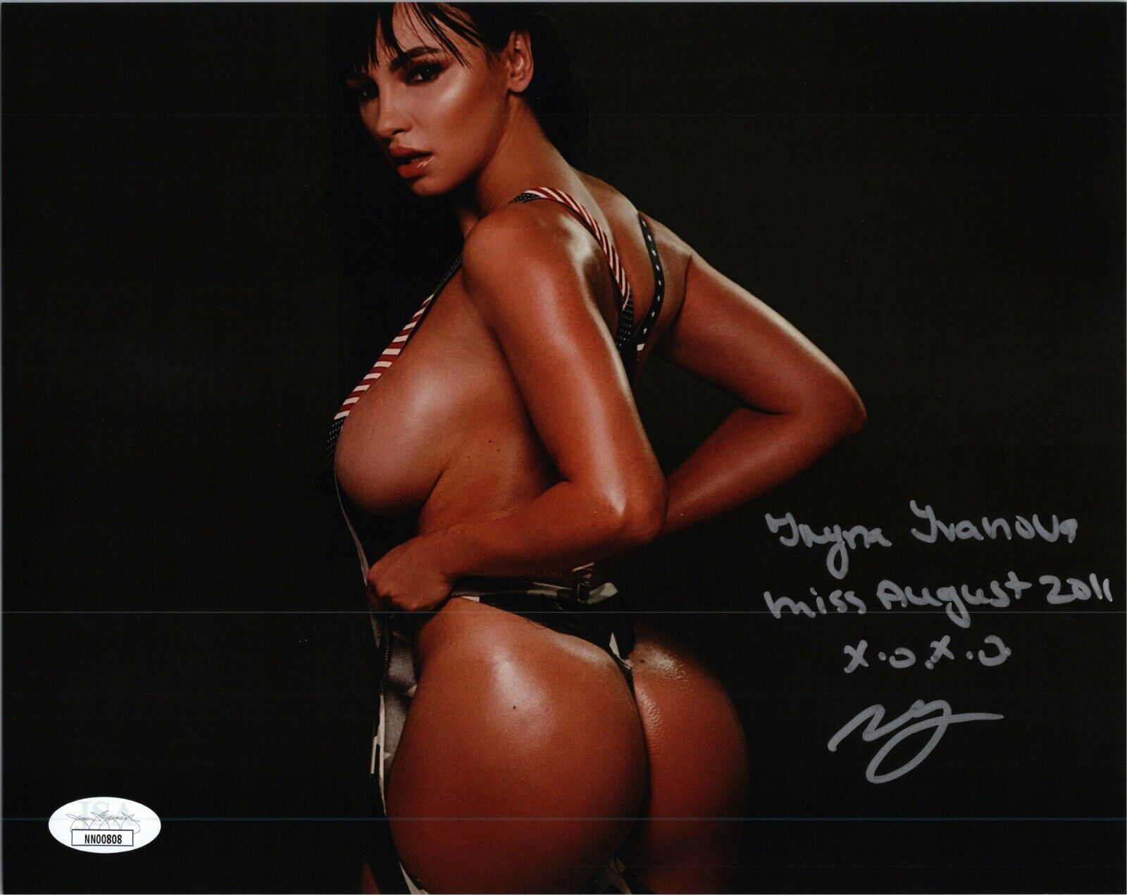 IRYNA IVANOVA Authentic Hand-Signed SEXY Playboy AUG-2011