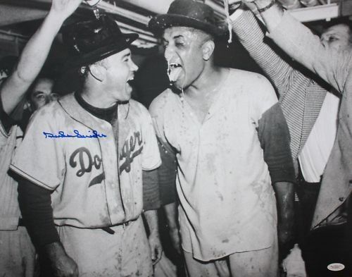 Duke Snider Autographed LA Dodgers 16x20 B&W Beer In Locker Photo Poster painting- JSA Auth