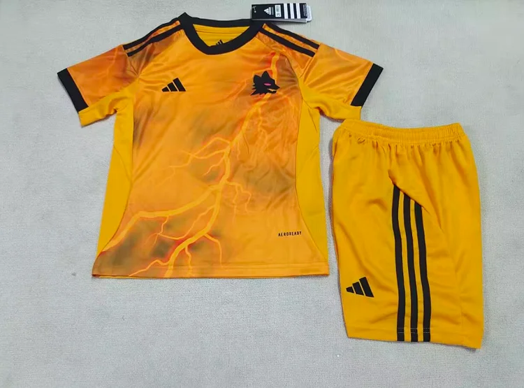 2025-26 Wolves Home Kit - Children's Set