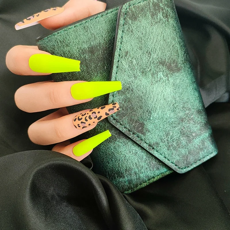 24pcs/set Acrylic Fake Nails Full Cover False Nail Art Tips 10 Sizes Fashion Designs With Nail Adhesive Sticker Coffin Nails-Nail Inspo