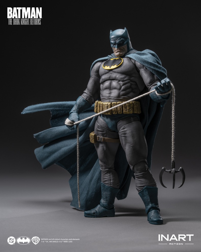 INART-Batman: The Dark Knight Returns Batman (Blue Suit) Action Figure MAG C0006-