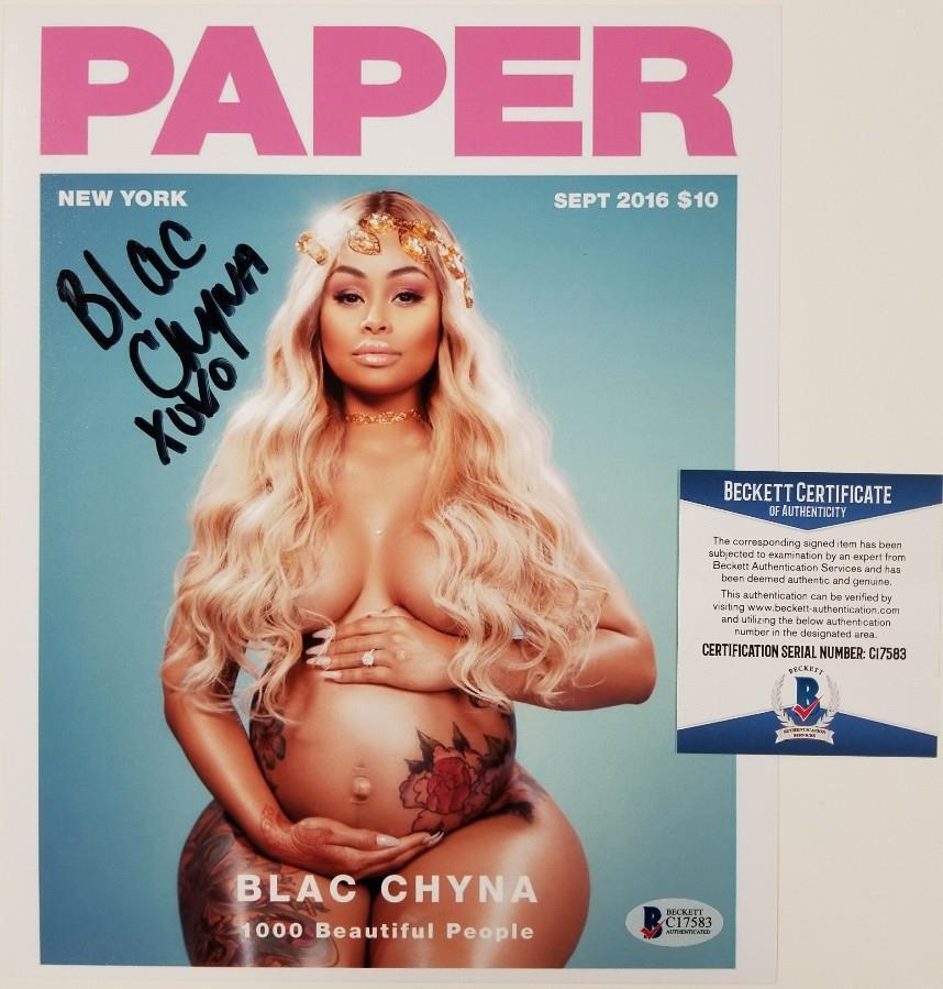 BLAC CHYNA Signed 8x10 Photo Poster painting Paper Cover Auto Actress + Model ~ Beckett BAS COA