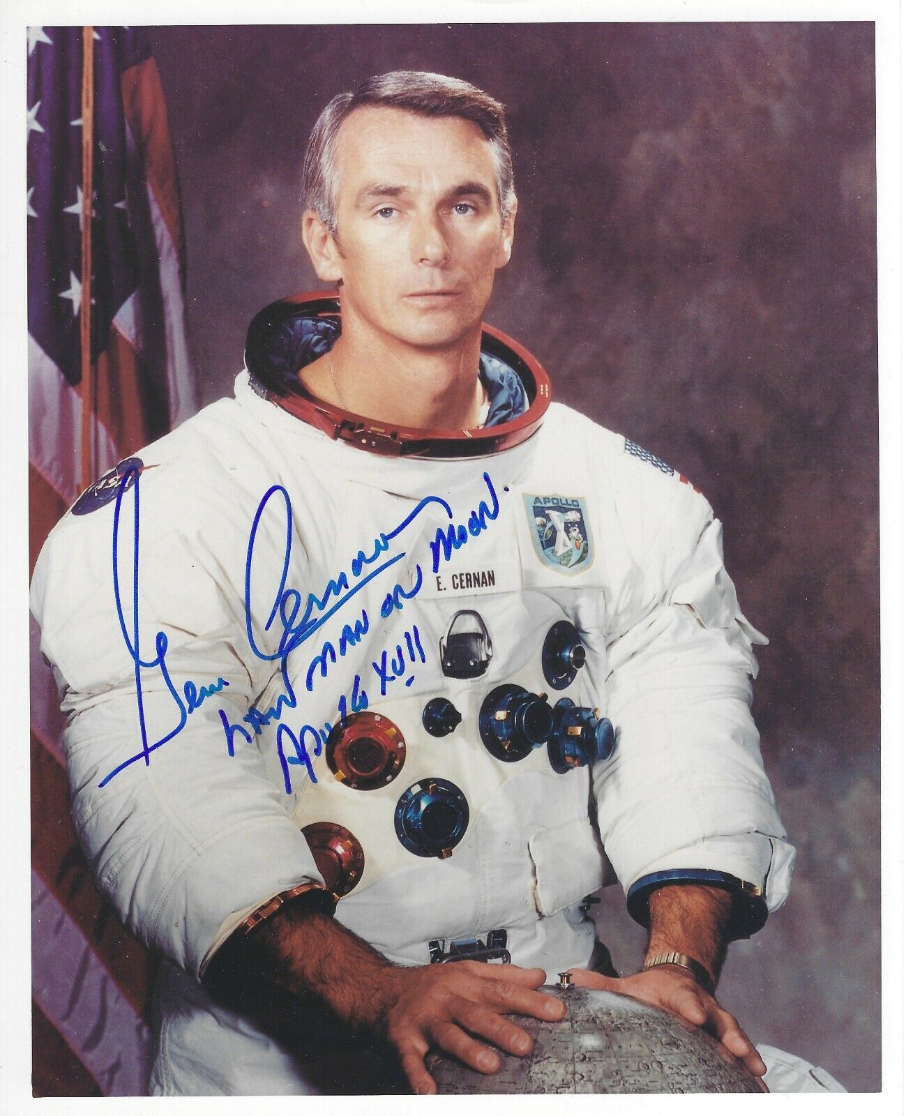 GENE CERNAN APOLLO 17 SIGNED 8x10 Photo Poster painting - UACC RD NASA ASTRONAUT AUTOGRAPH