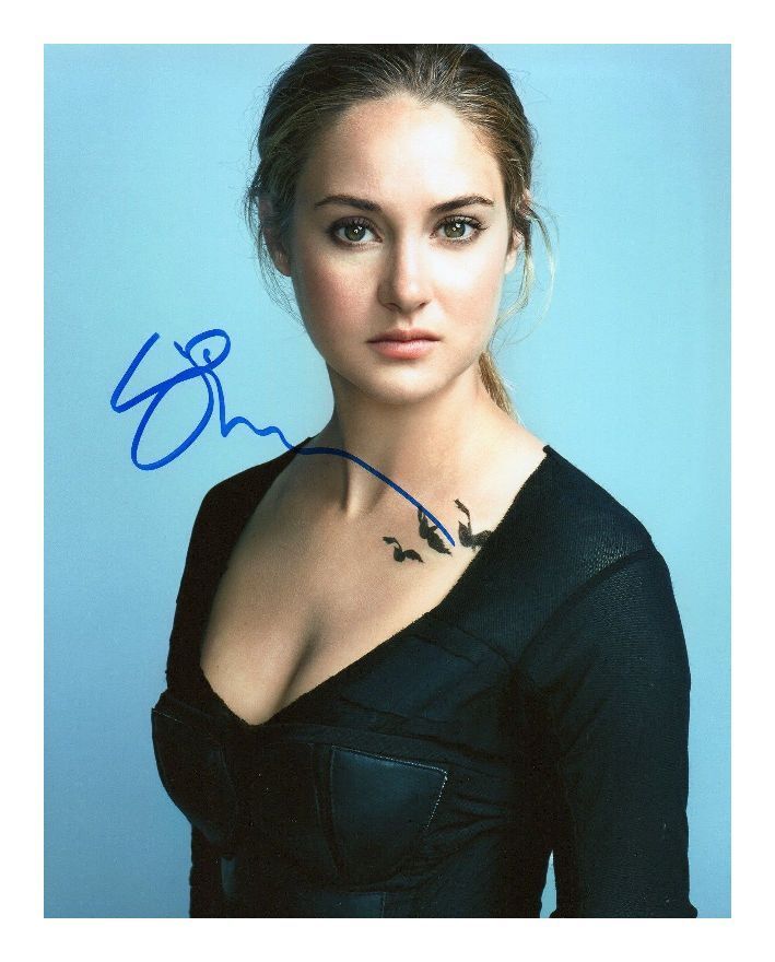 SHAILENE WOODLEY AUTOGRAPHED SIGNED A4 PP POSTER Photo Poster painting PRINT 3