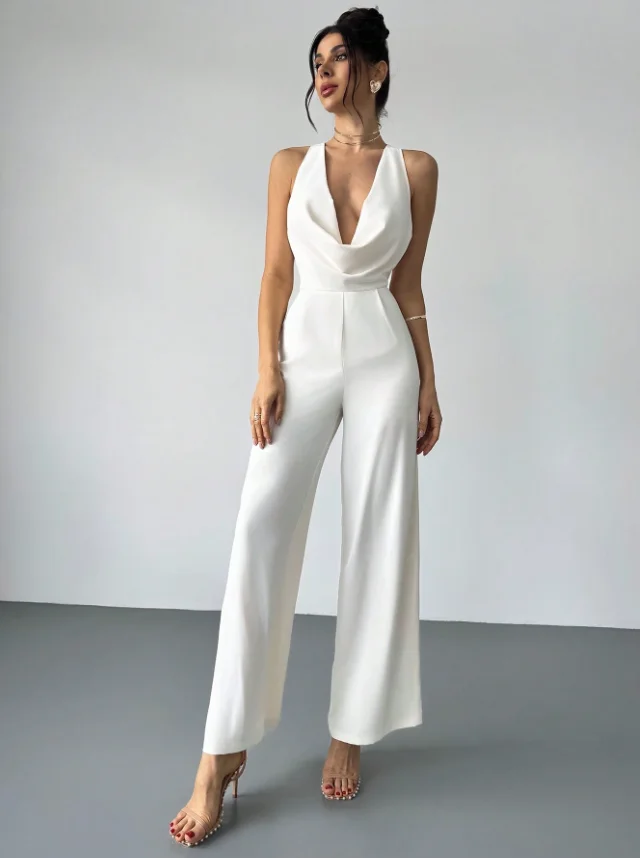 Deep V-Neck Wide Shoulder Straps Sleeveless High-Waisted Long Wid-Leg Jumpsuit With Pleated | JP0503 Wellcucu