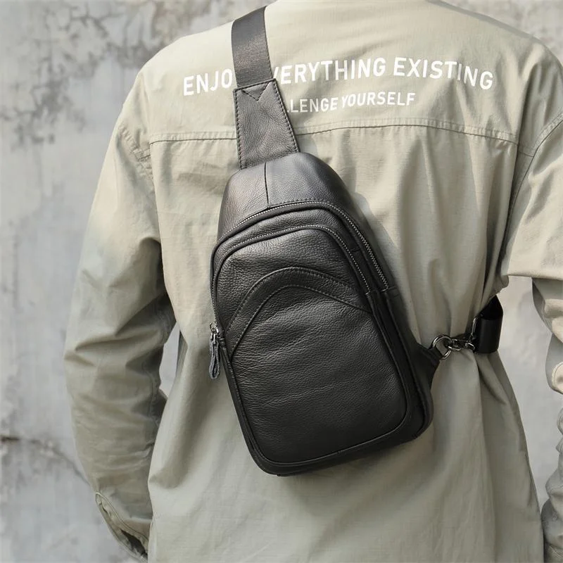 Simple Style Genuine Leather Chest Bag Sports Leisure Shoulder Bag Crossbody Bag