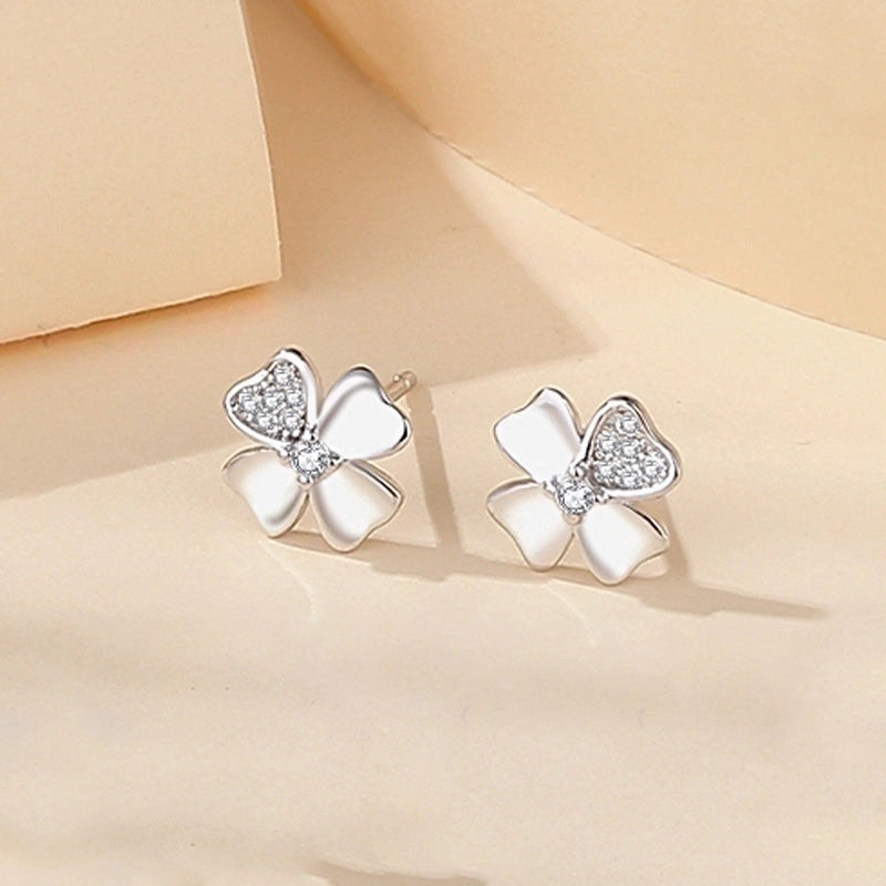 1 Pair Minimalist Heart Shape Flower Inlay Sterling Silver Zircon Ear Studs