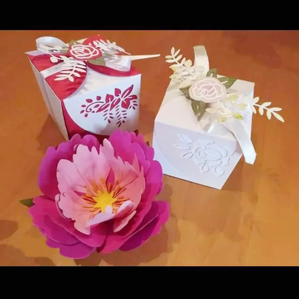 Beautiful flower lace card Metal Cutting Dies Stencils For DIY Scrapbooking Decorative Embossing Handcraft Die Cutting Template