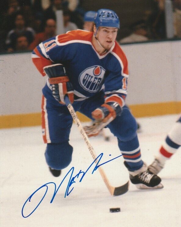 VINTAGE MARK MESSIER SIGNED EDMONTON OILERS 8x10 Photo Poster painting #2 Autograph