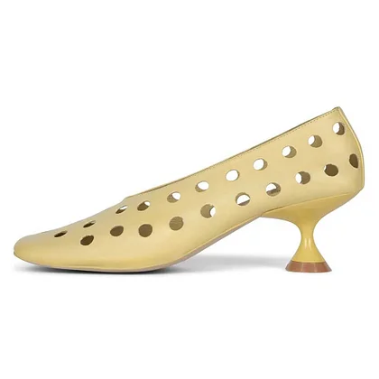 YELLOW ヒール Zimmermann Strappy Kitten Heel Sandal in Daffodil Yellow