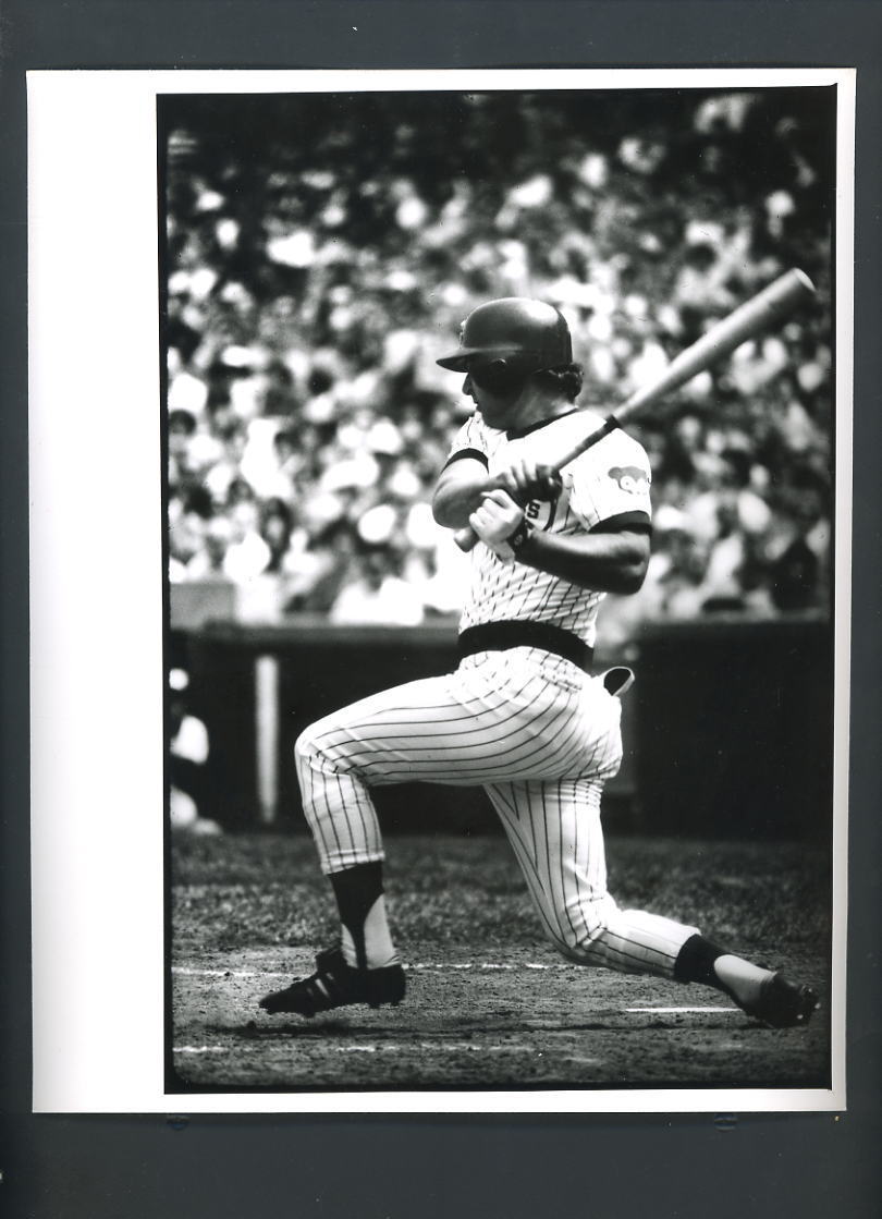 Ron Santo Original 8x10 Photo Poster painting Action Swinging Bat Wrigley Field Chicago Cubs