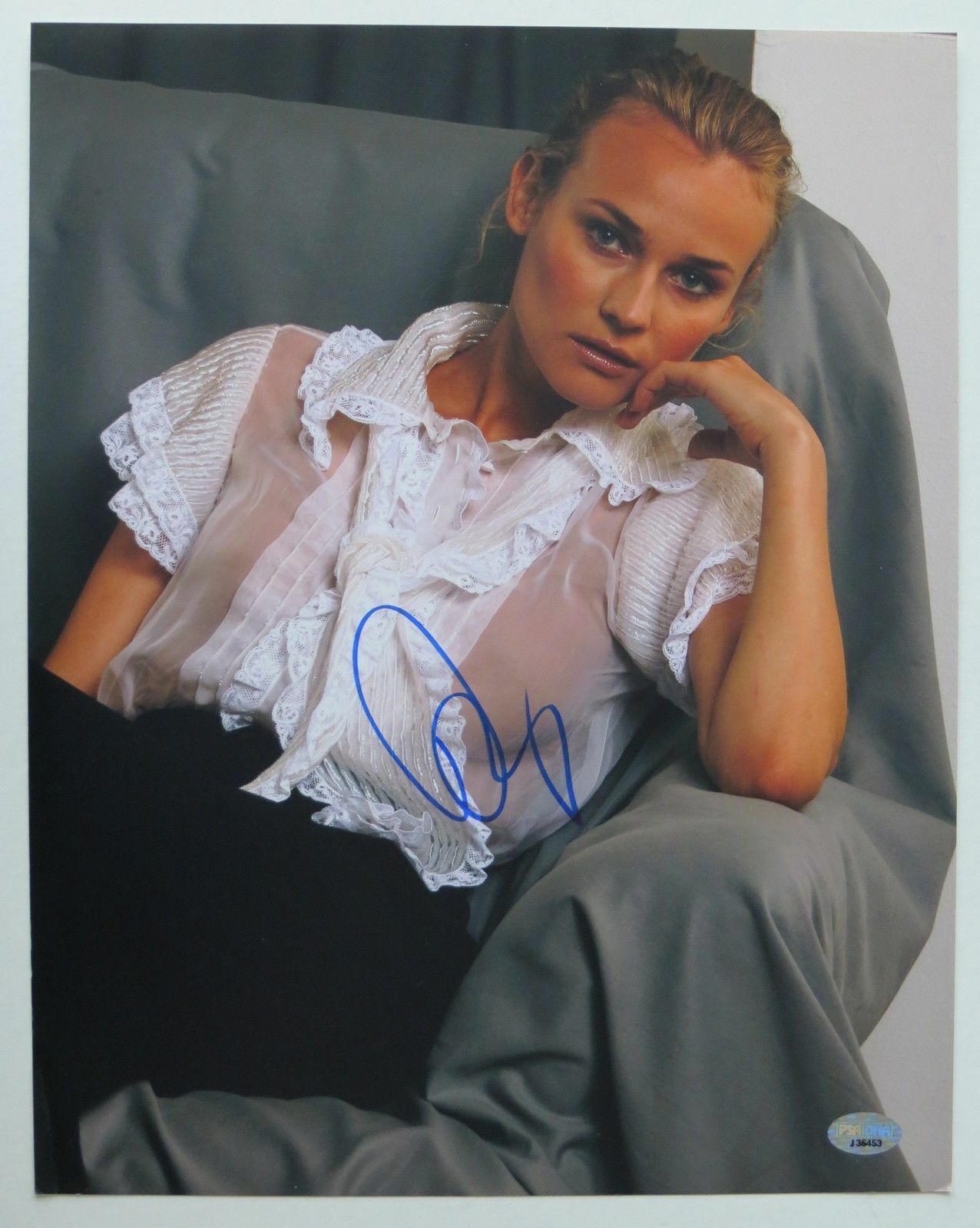 Diane Kruger Signed Sexy Authentic Autographed 11x14 Photo Poster painting (PSA/DNA) #J36453