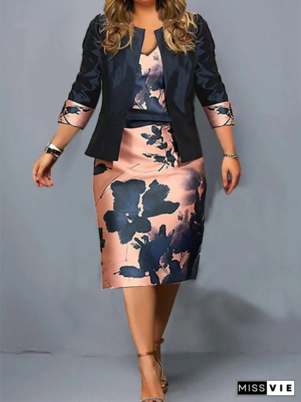 Women's Two-Piece Set Short 3/4 Sleeve Top Cover Hip Pencil Skirt