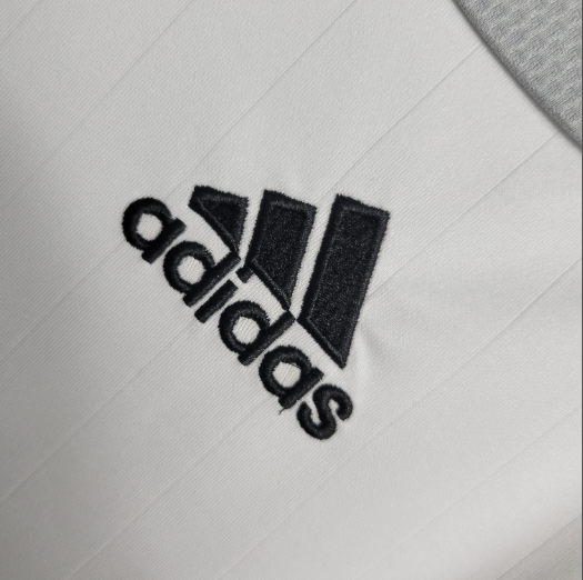 Retro 2006/2007 Real Madrid Home Football Shirt Thai Quality