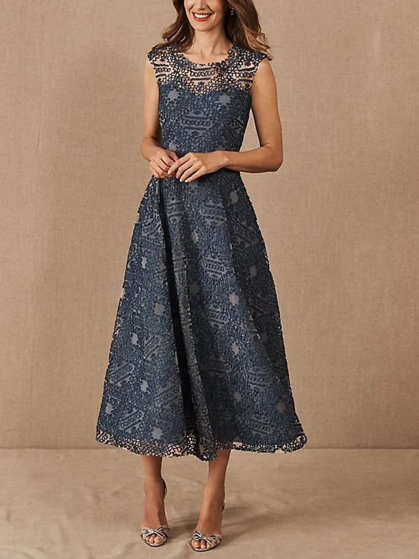 Round Neck Sleeveless Lace Solid Color Midi Dress