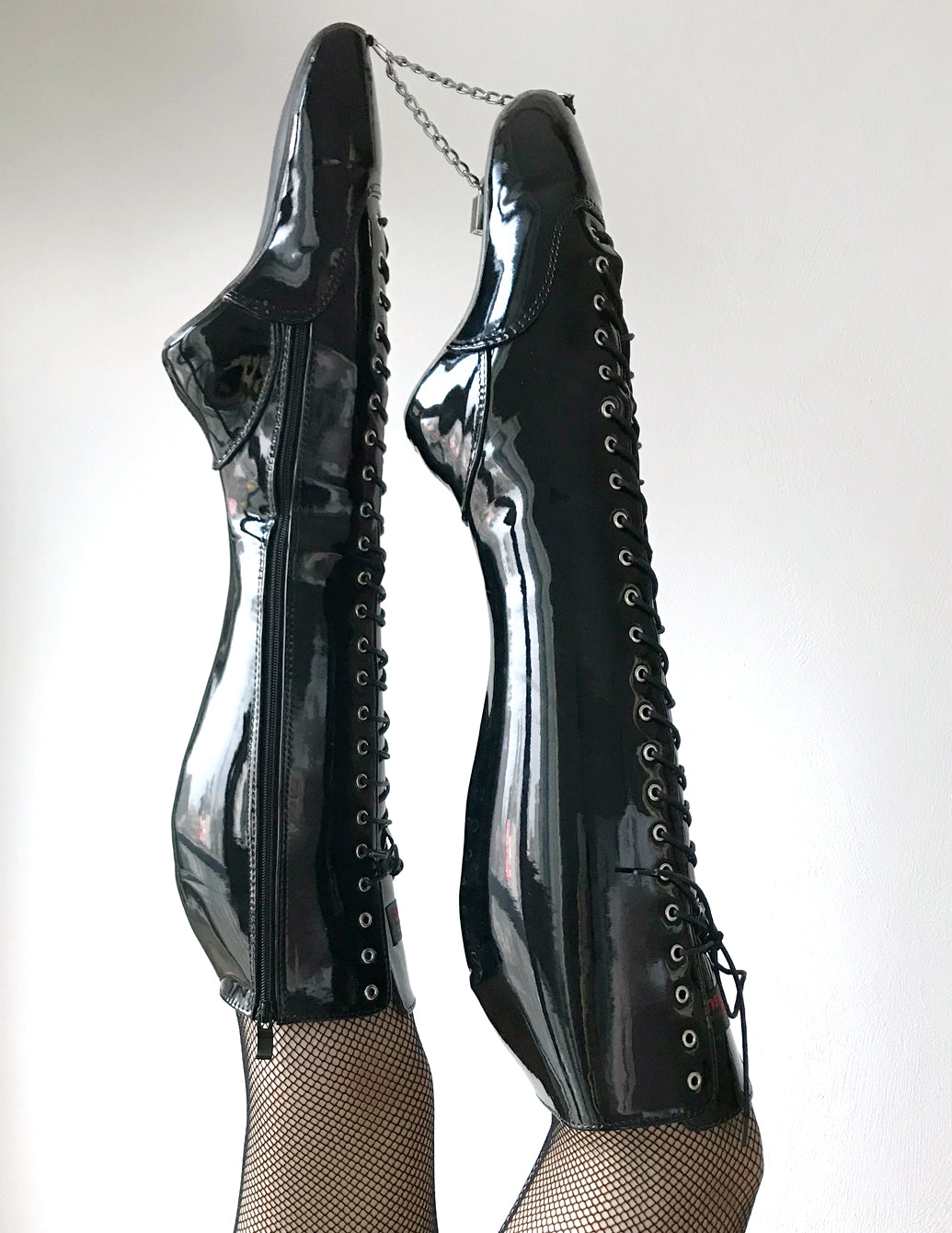 TAAFO TEARDROP Heelless Lace Up Knee High Ballet Fetish Pain Boots Black Patent