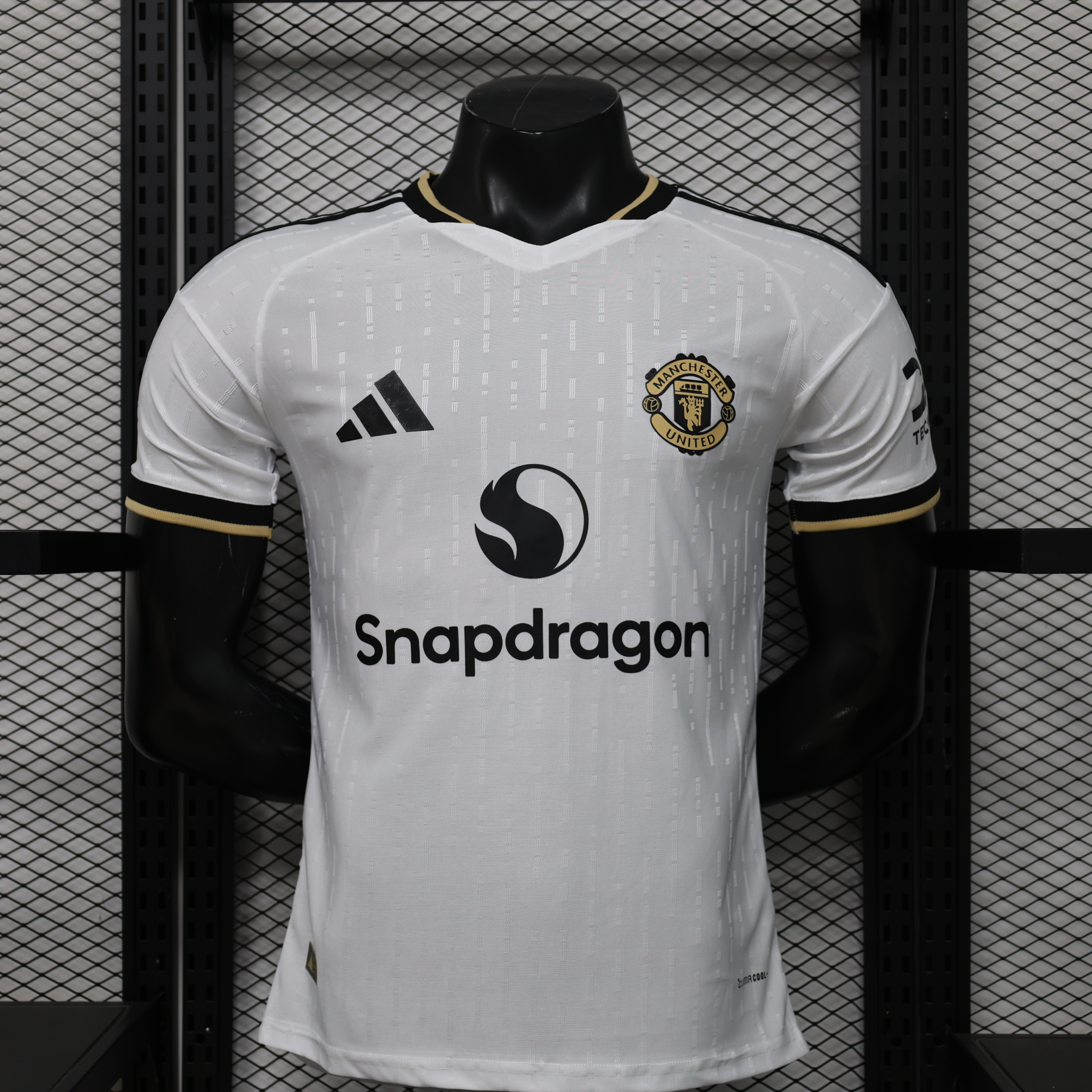 2026/2027 Player Version Manchester United Special Edition White Football Shirt（The player version jersey is a bit tight, please pay attention to the size selection）